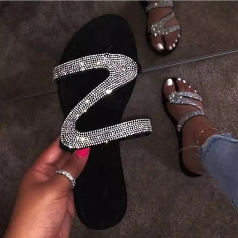 Large Size Rhinestone Sandals New Z-Shaped Summer Flat Bottom Casual Woman Shoes Europe And The United States Open-Toe Slippers