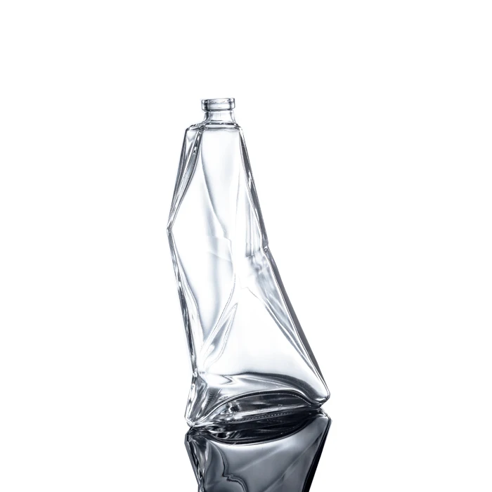 custom design 700ml 750ml 1000ml heavy base vodka glass bottle with caps
