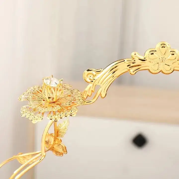 Home Wedding Decoration Golden Candy Snack Dry Fruit Tray Metal Dry Fruit Tray
