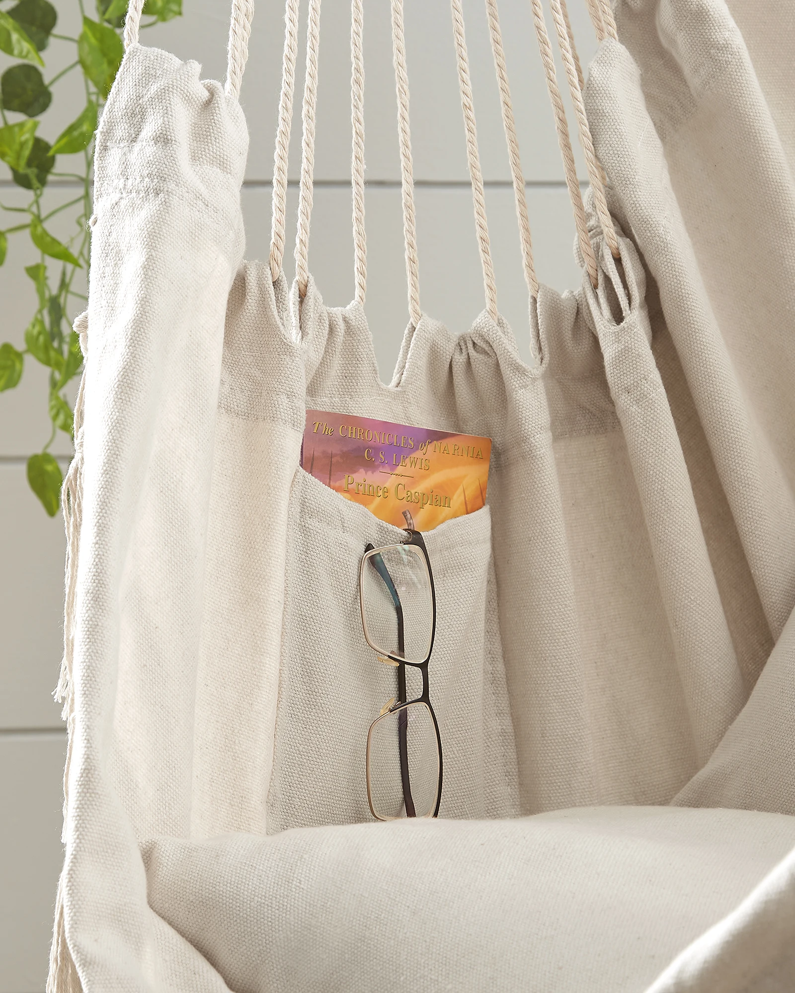 Оптовая продажа, тканевое подвесное кресло-качели для улицы, крытого балкона, патио, качели-гамаки с кисточкой и подушкой