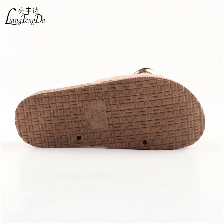 Wholesale OEM ODM Gold Chain Cork Sole Flat Sandal for Women Slides Custom Logo Ladies Slippers Shopify Amazon Customization