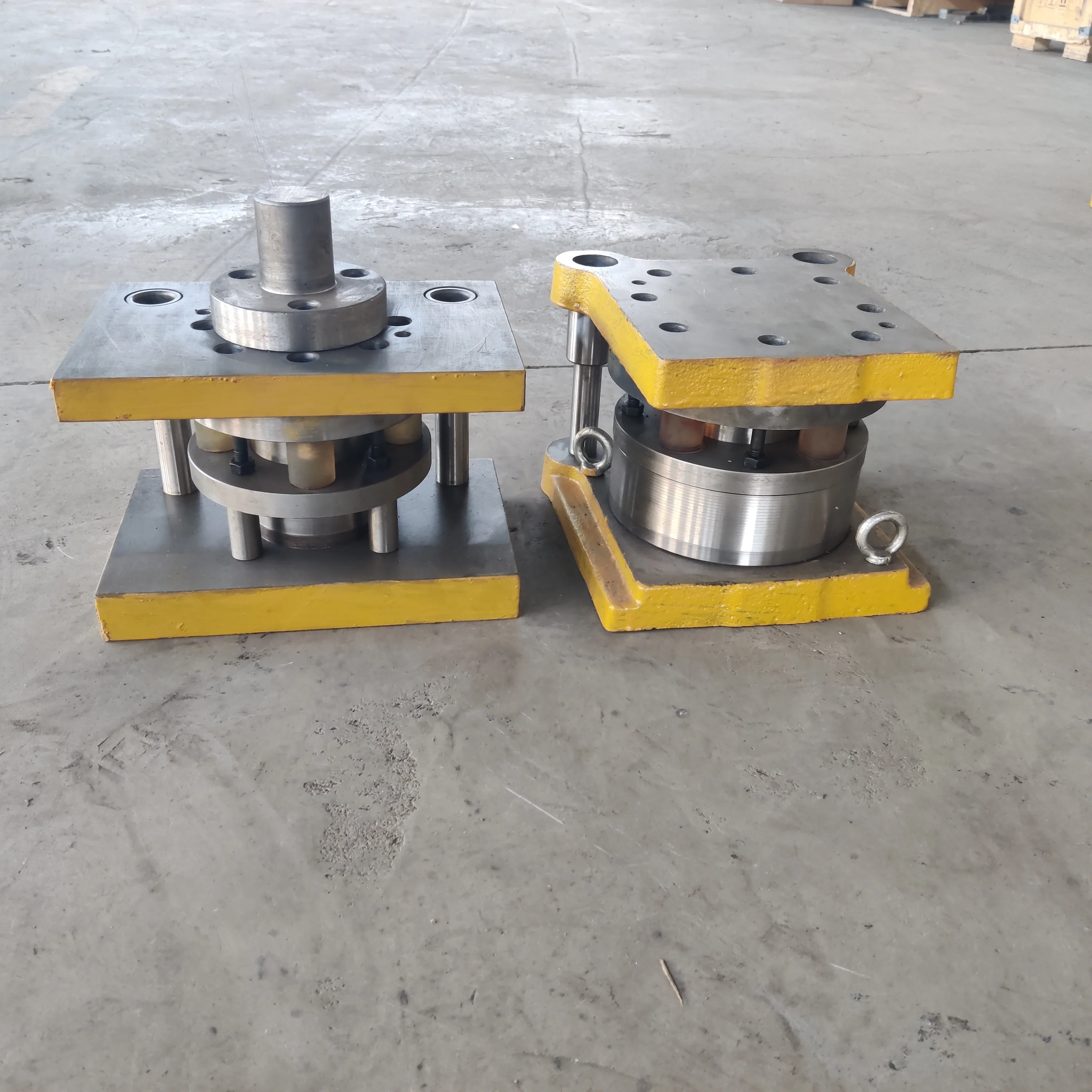 Metal Sheet Punching Mold Progressive Hydraulic Press Dies Stamped punching service aluminum press mold