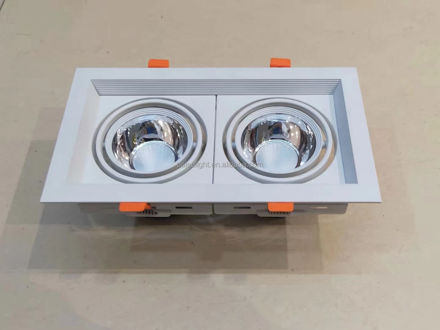 white downlight (2).jpg