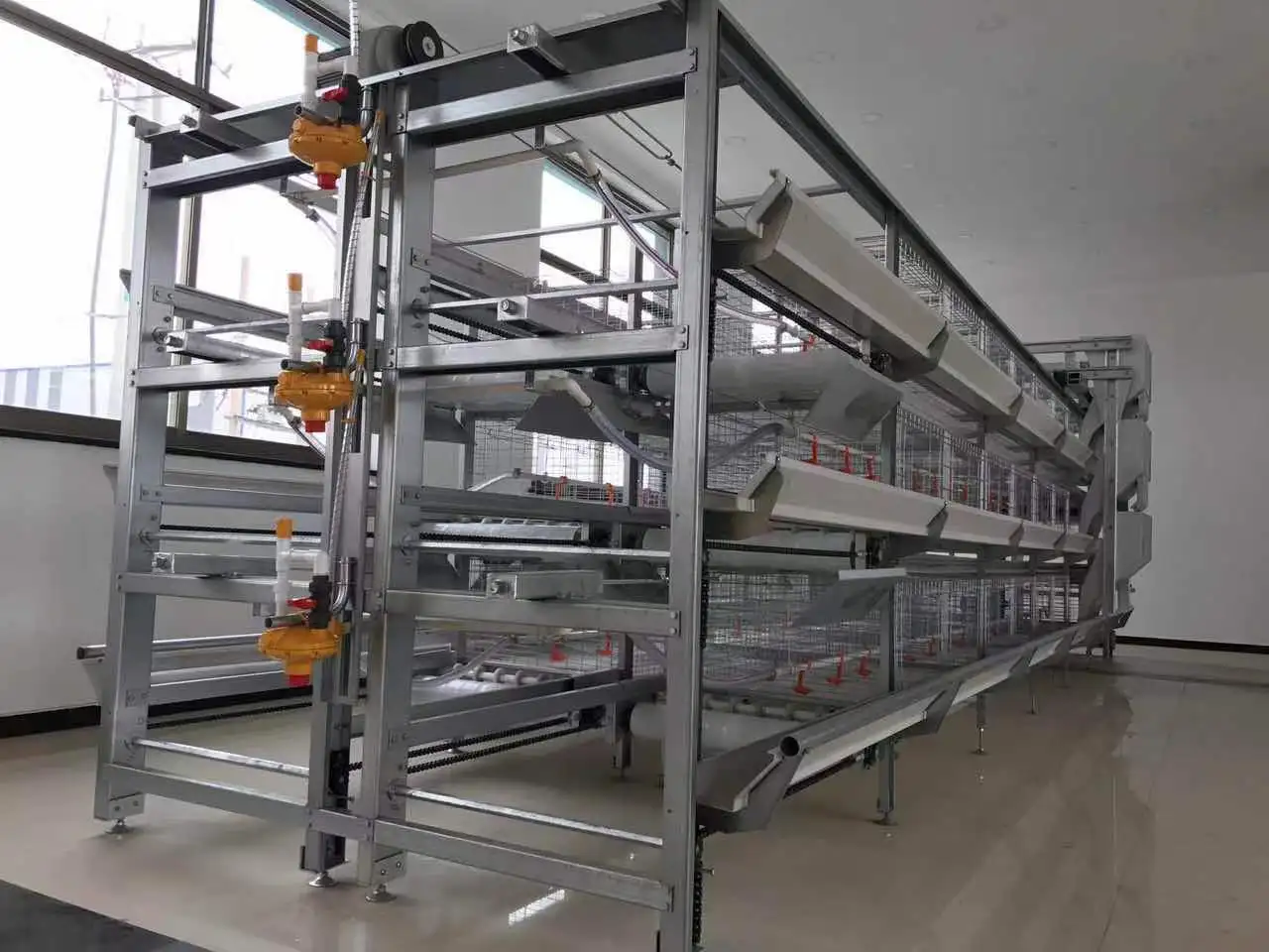 Automatic A Type Battery Chicken Layer Battery Cage System For Eggs Laying Hens Breeding Equipment