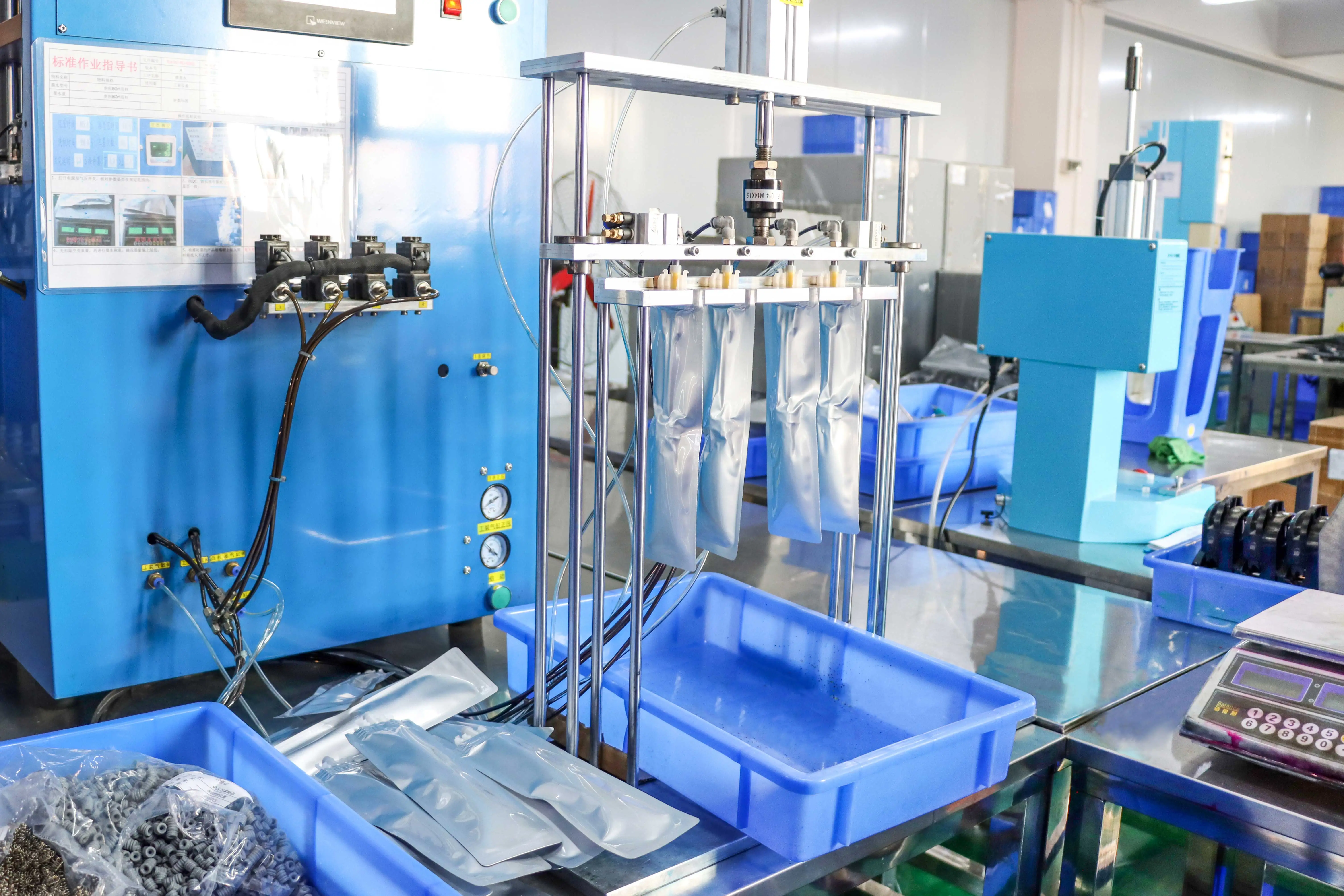 PFI120 plotter ink cartridge compatible for canon plotter ipf tm200 tm300 tm305 tm205 printer pfi 120