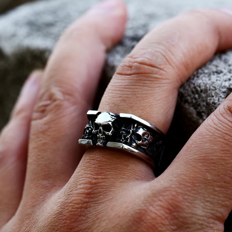 SS8-899R Stainless Steel Men Rings Domineering Simple Hiphop Skull Devil Punk Gothic Ring For Biker Boy Creativity Gift