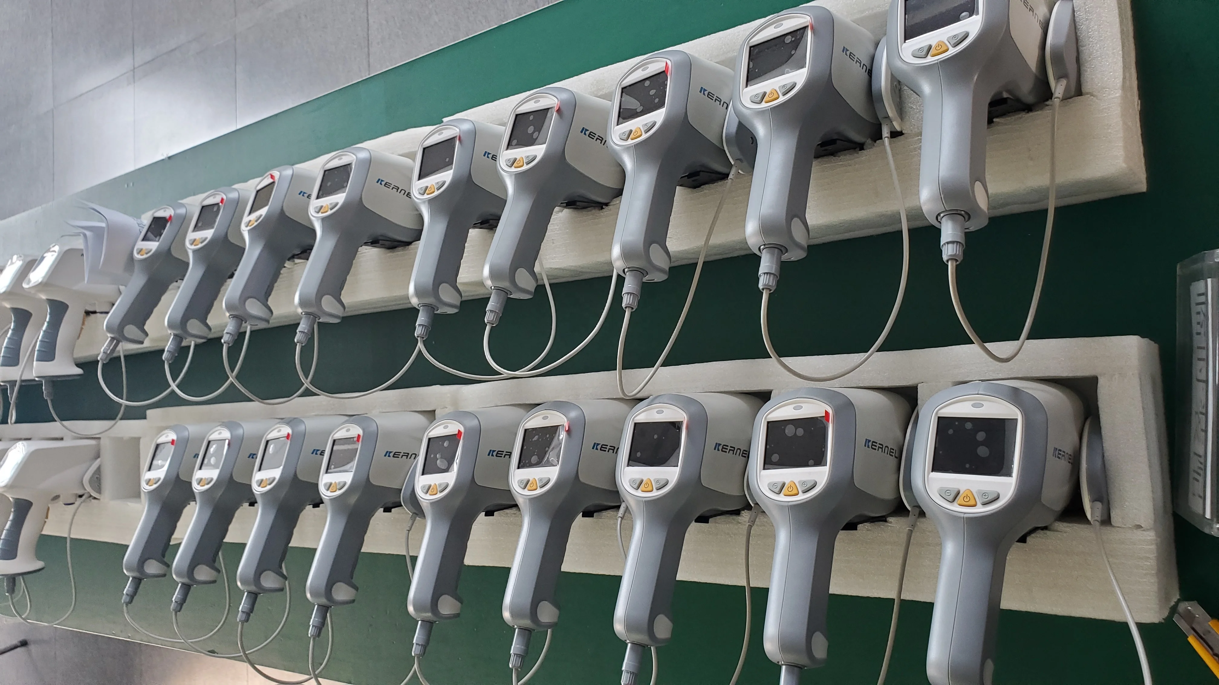 KN-2200I First Fully Mobile High- Definition Colposcope Digital Colposcopy Dynamic Spectral Imaging for Detection of Cervical