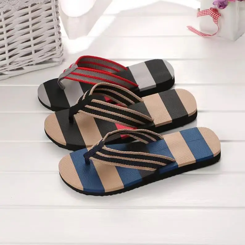 Wholesale Flip-flops Massage Granule Men Slippers Comfortable Beach Sandals Men Casual Shoes House Flip Flops Bathroom Shoes