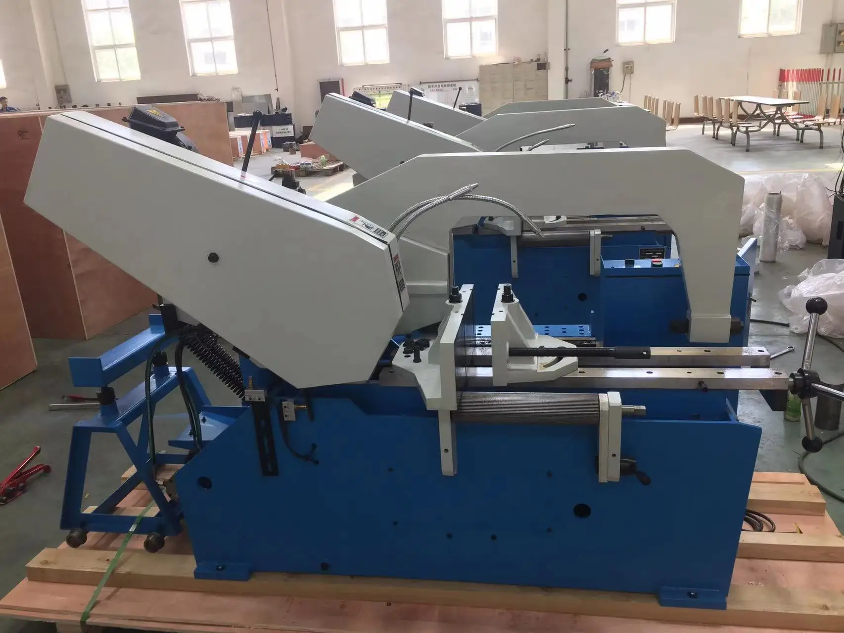 HS7132 Hydraulic Bow Sawing Machine For Sale