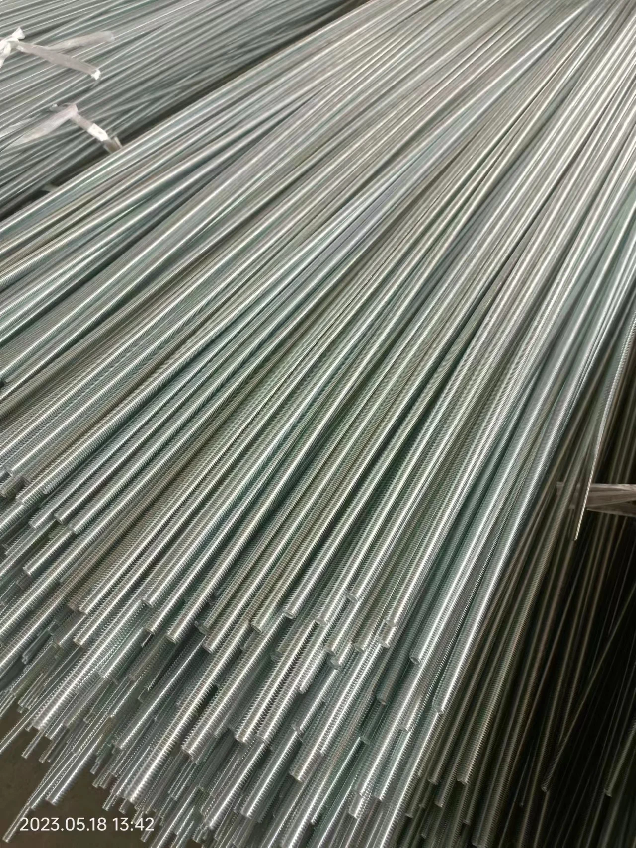 Factory Price Threaded Rods A193 b7 Internally Threaded Rod M10 DIN975 Stud Bolt