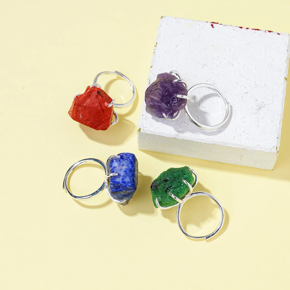 Wholesale selling natural crystal rough stone ring amethyst clear quartz citrine lazuli lapis fluorite irregular crystal jewelry