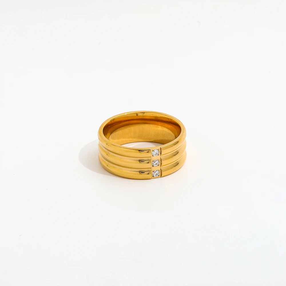 Fenny Stainless Steel Fast Delivary Fashion 3 Layer Cambered Surface 3 Zirconia Ring 18K Gold Plated Wholesale Jewelry