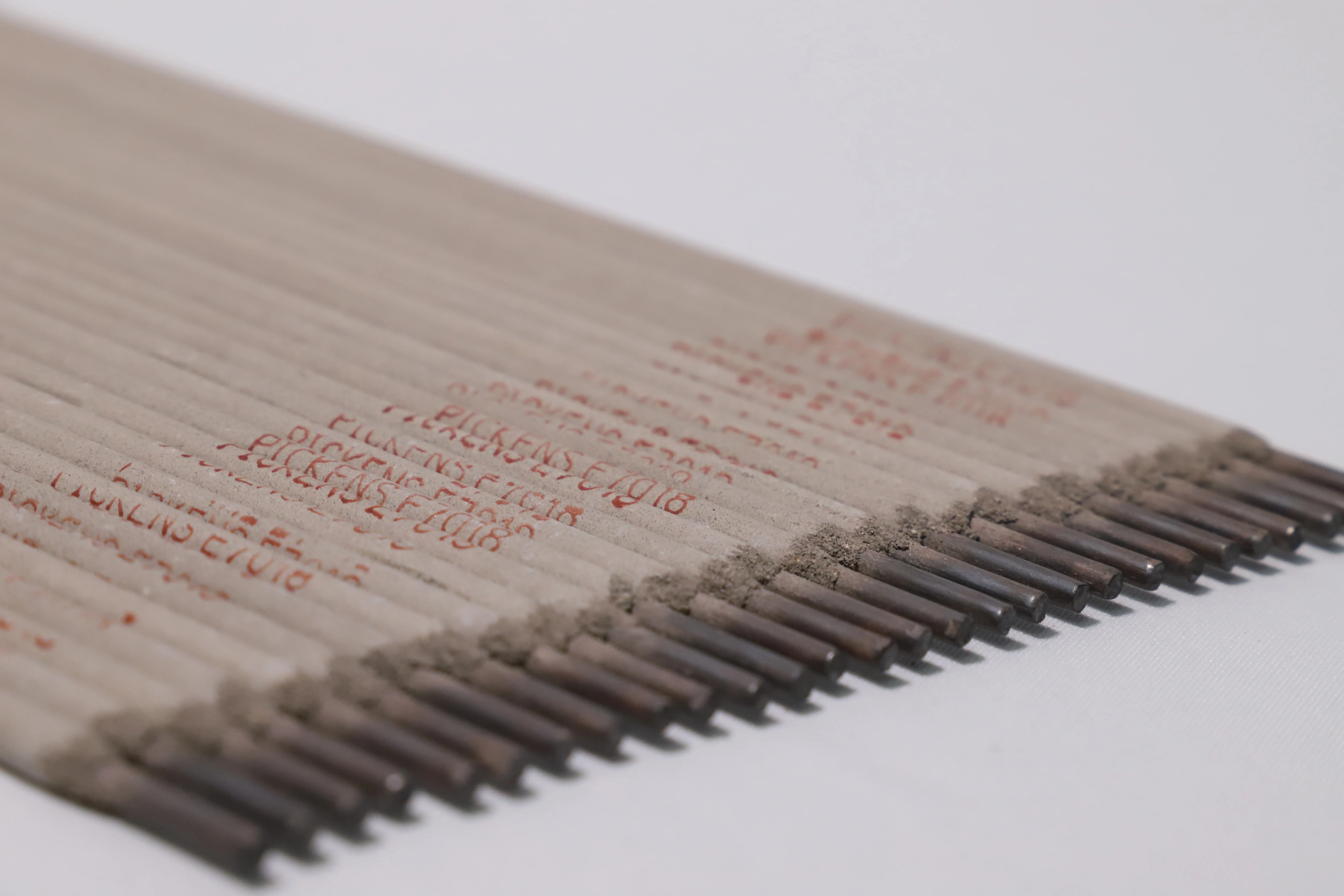 Tianjin Hot Supply Bridge Rrand Welding Electrode E7018 Price Steel Alloy