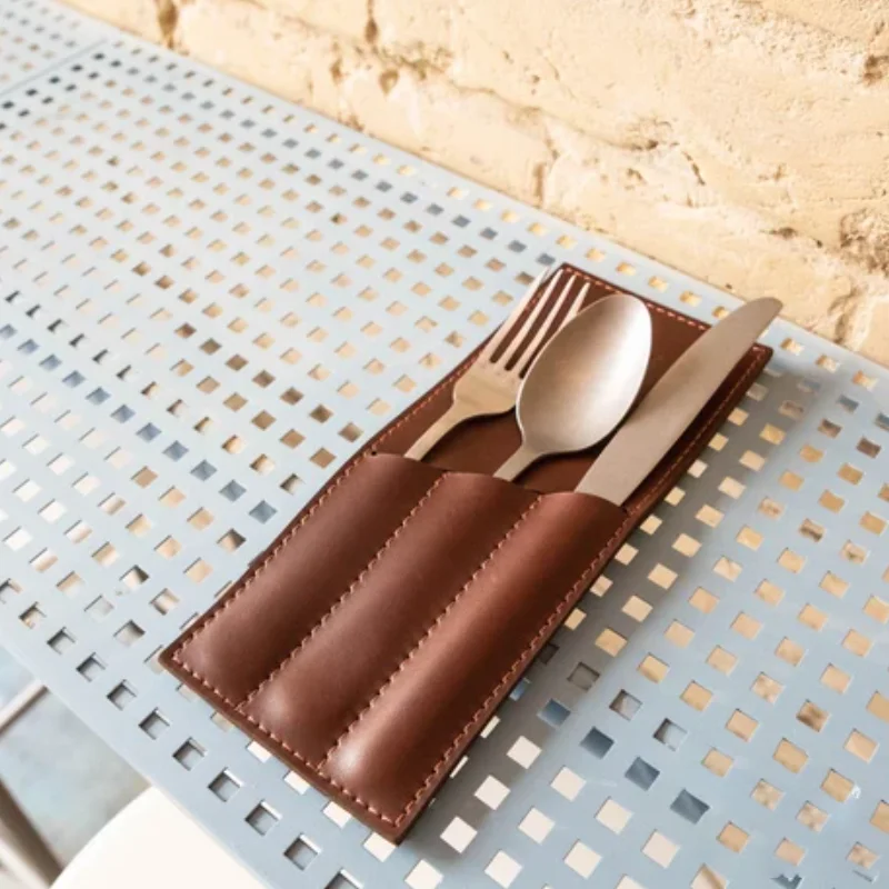 PU  Leather Personalized Cutlery Pouch Holder Cafe Bar Restaurant Cutlery Organizer Utensil Organizer Spoon and Fork Holder