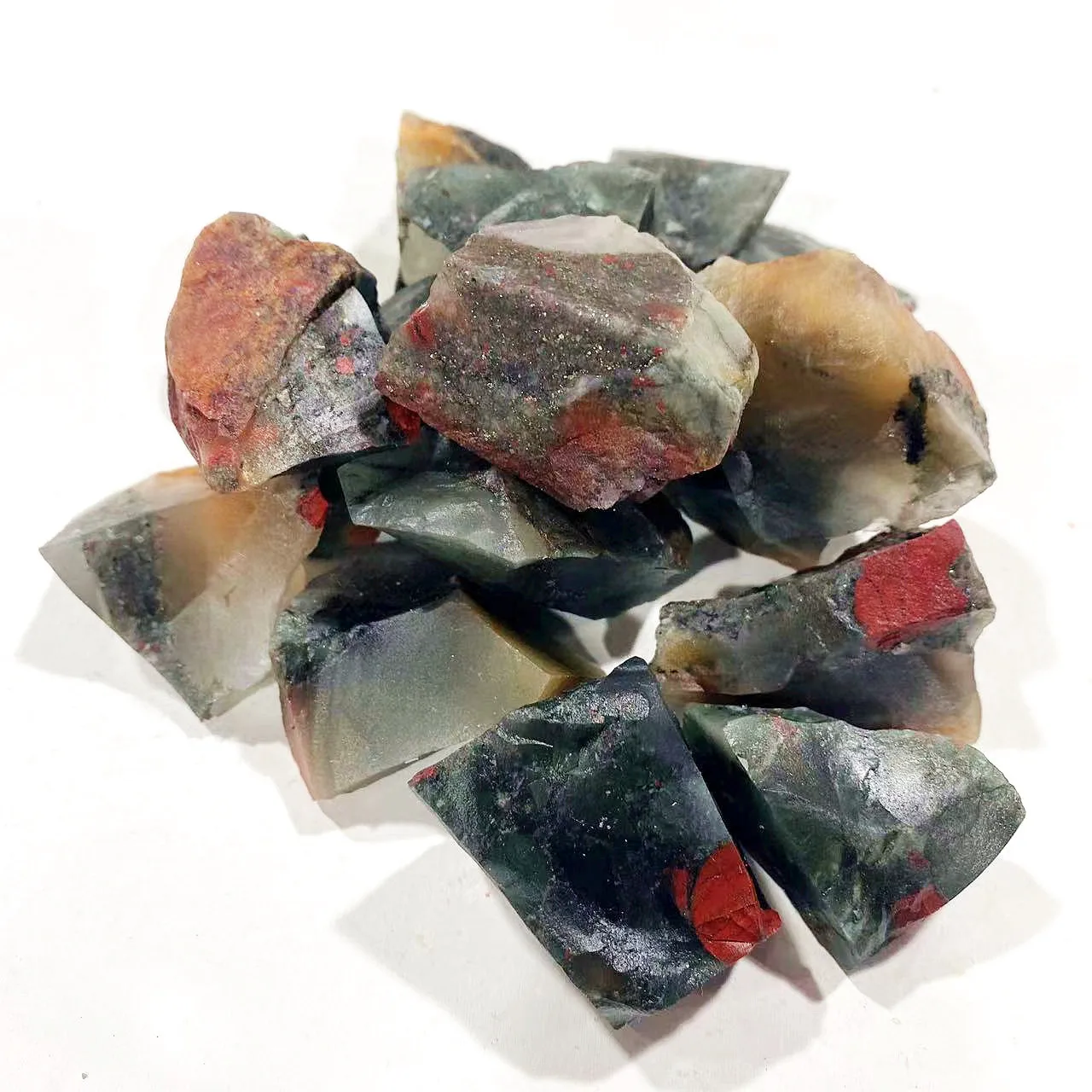 Natural Stone Healing Crystal Mineral Specimen Rocks Quartz Reiki Bloodstone Raw Stones for Decorate