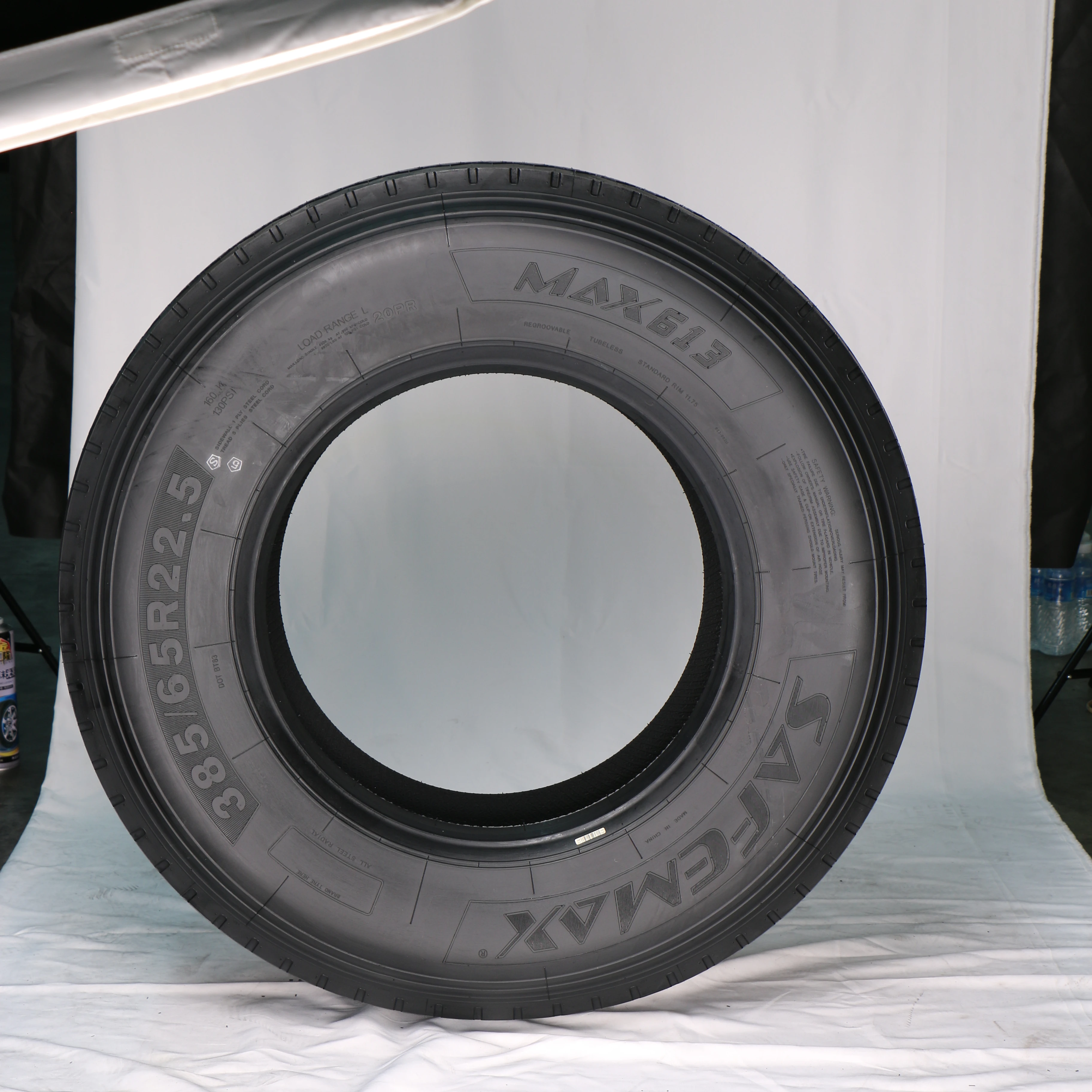 Other wheels Safemax Tire Truck and Car China Factory Quality Supplier 385/65R22.5