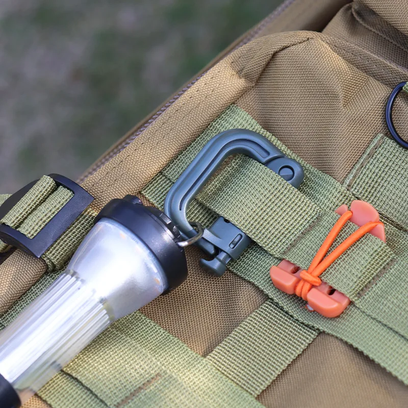 Multipurpose Tactical D-Ring Snap Hook, Locking Clip Hanging Hook, D-Ring Grimlock for Outdoor Camping