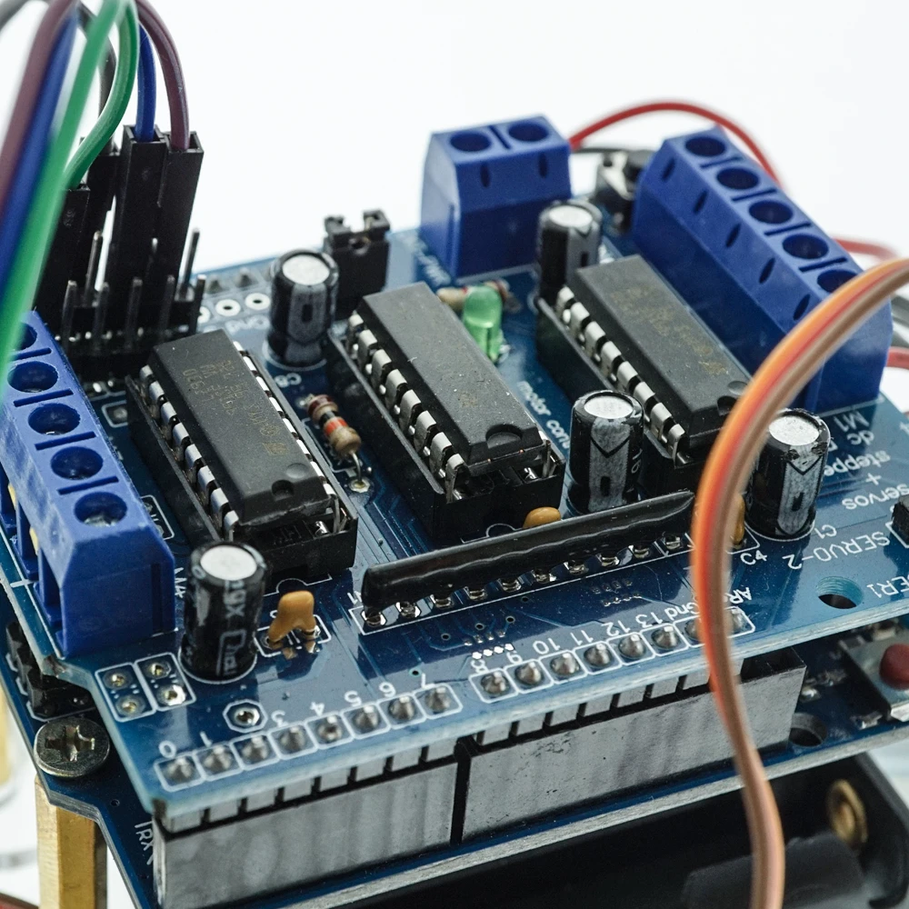 OEM ODM 2WD Robot Car Chassis Ultrasonic sensor Obstacle Avoidance Smart Car Robot Kit