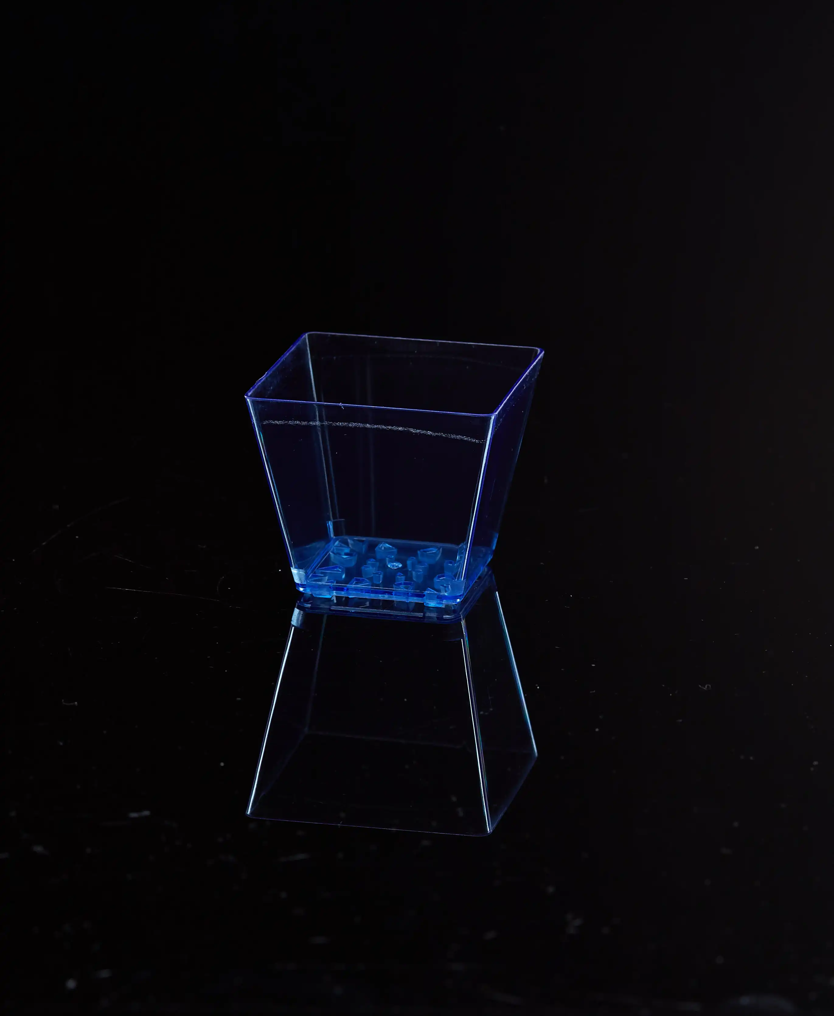 Reusable personalized wholesale ice cool solid colored acrylic person plastic cup plastic drinking glass