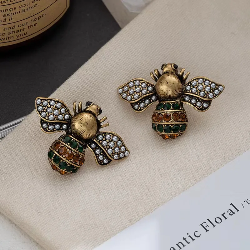 retro vintage jewelry palace court style luxury women accessories creative pearl tiny bumble bee stud earring