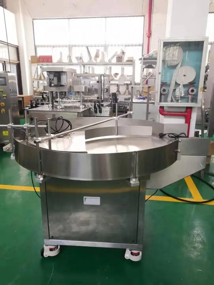 High speed food can/bottle accumulation feeding table