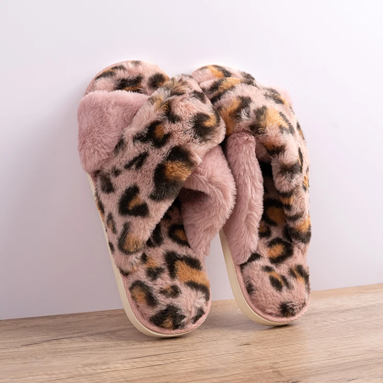 Design best hot sale young fashion steady thick sense soft fuzzy sexy women house slippers for home use