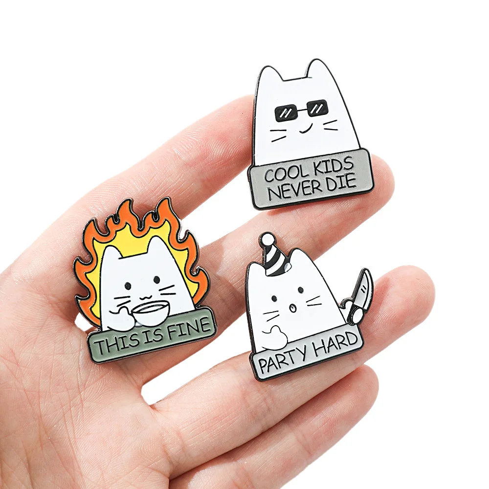 Wholesale Cartoon Quirky White Cat Metal Badge Cute Lapel Pin Personality Alloy Paint Brooch