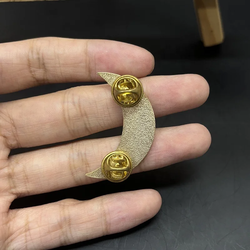 Custom Purple Glitter Gold Plated High Quality Hot Sale Moon Lapel Pin No Minimum Order Factory Price Metal Badge pin