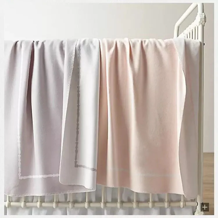 Wholesale Unique Cute Wearable Personalized Knit Newborn Baby Blanket/Super Soft Touching Security Blanket Baby
