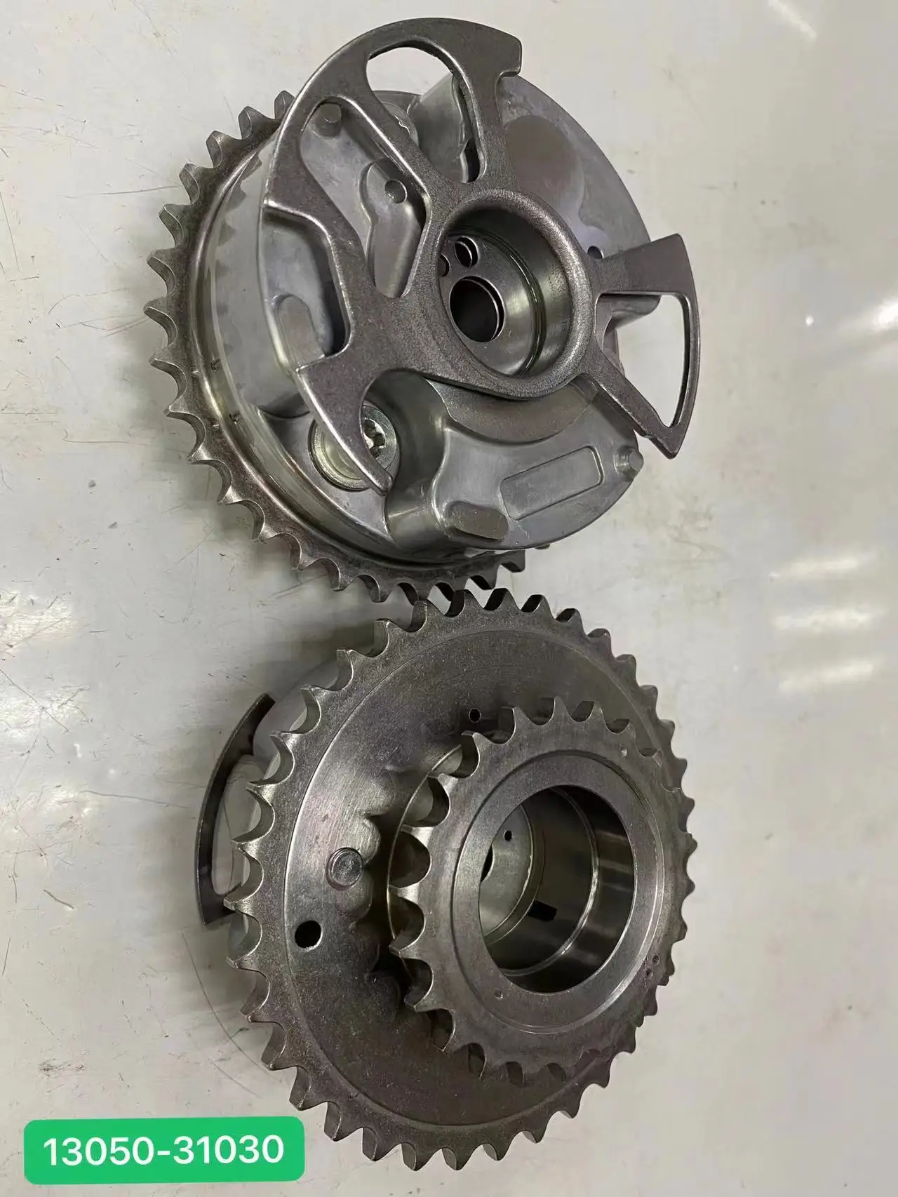 13050-31030 1305031030 For Toyota CRUISER HILUX SURF 4.0 Auto Parts Engine Camshaft Timing Adjuster Cam Phaser Intake  For Sale