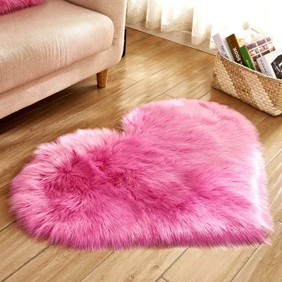 custom printed pink heart shaped faux fur rug carpet for living room Heart shaped carpet
