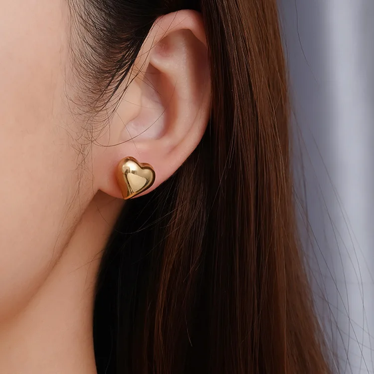 Fashion 18k Gold Stainless Steel Stud Hypoallergenic Minimalist Heart  Hoop Stud Earrings Simple Design For Women