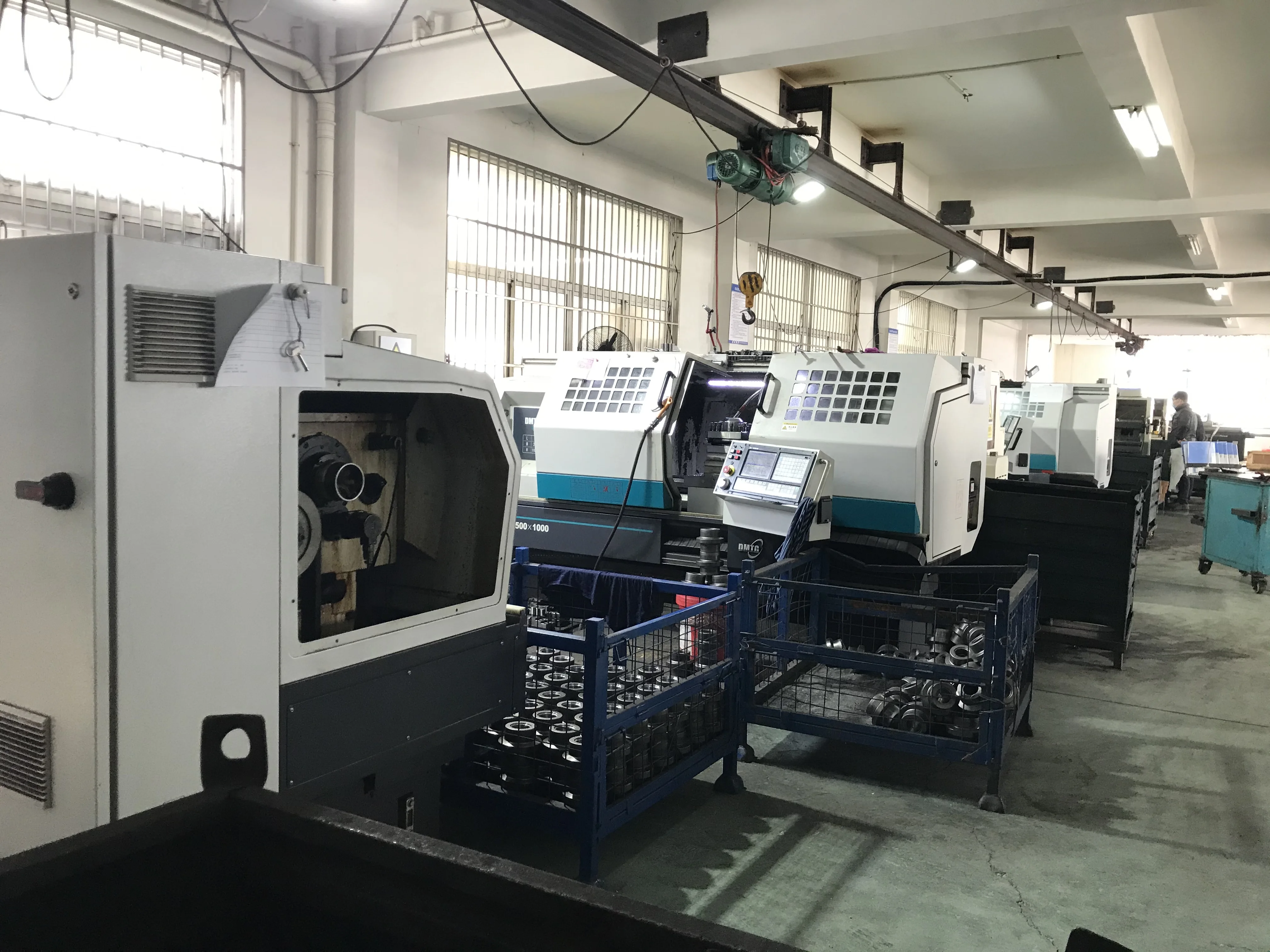 China custom rubber /steel track undercarriage with dozer blade for multifunctional crawler excavator digger bulldozer  parts