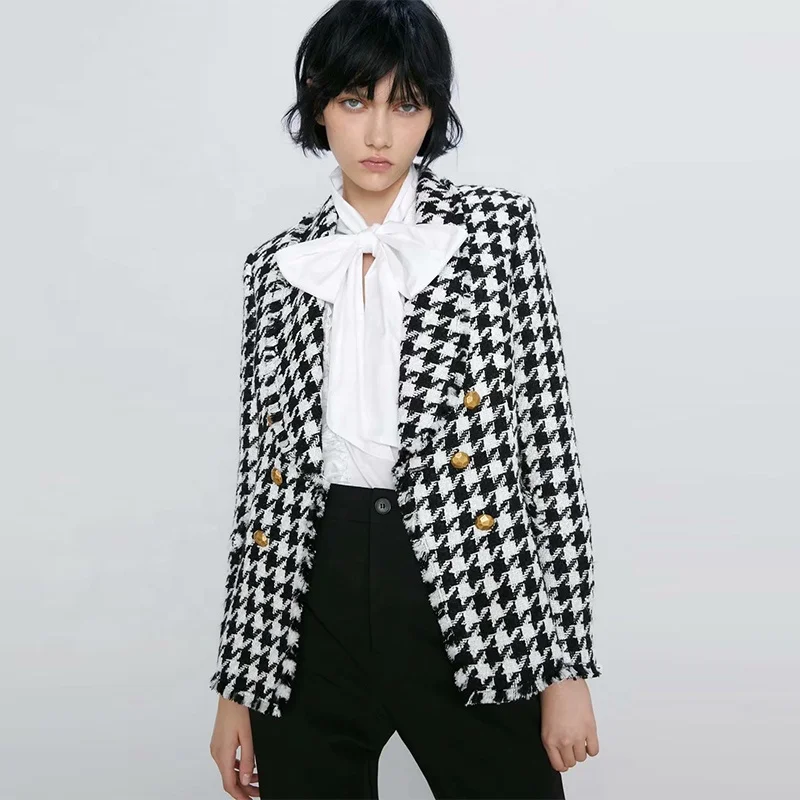 Slim Fit and High Quality Shawl Collar with Two Button Long Sleeve Canine Teeth Pattern Fashion Suit