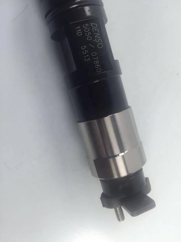 
DENSO Common Rail Fuel Injector 095000-5050 for John Deere Tractor RE507860 