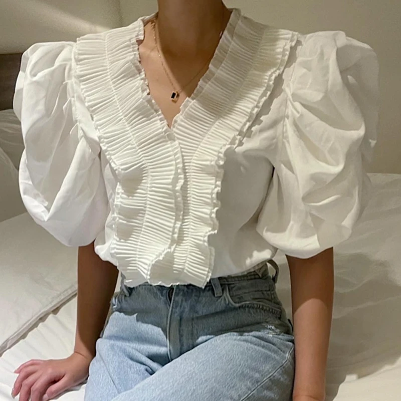Boutique Wholesale 2022 Korean Chic Summer French Palace Style V-neck Stitching Ruffle Design Loose Puff Sleeve Shirt