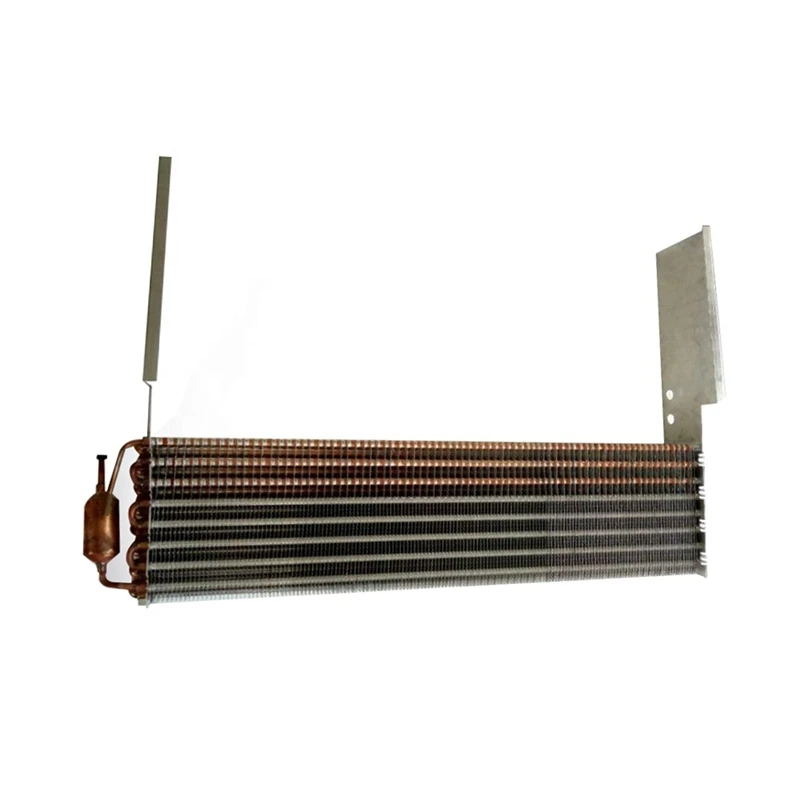 Copper tube heat exchanger evaporator for air cooled display cabinet