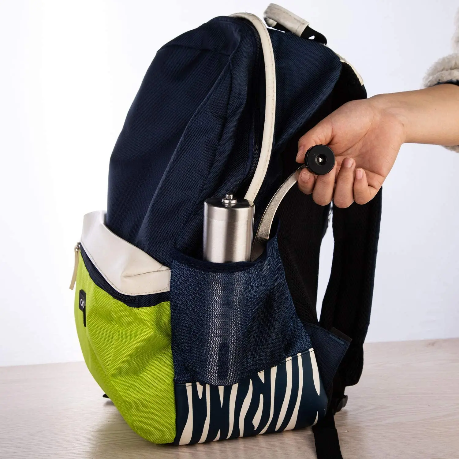 Stainless Steel Personal Bean Crusher for Home Conical Burr Mill with Adjustable Coarseness Screw