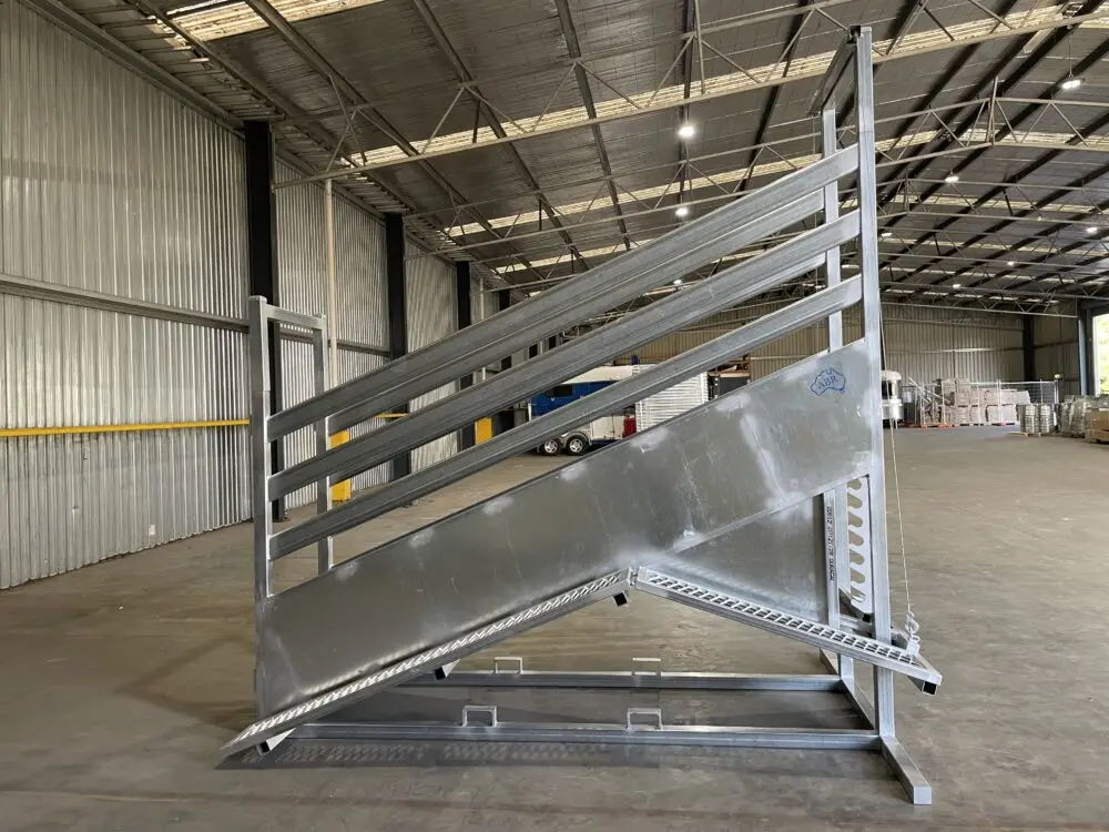 2400 head cattle yard hot dip galvanized 1.8H x 2.1L Cattle Panel And Cattle Yard Design