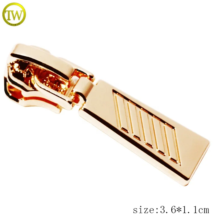 Zipper manufacturer made handbag puller type custom gold logo zipper head #5 metal puller tags for boot
