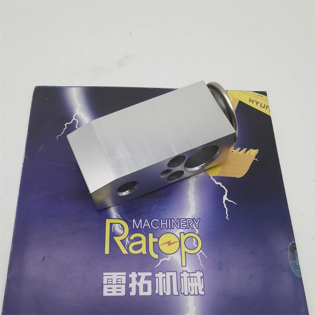 Valve YN20M00107S021 for SK250-8 SK330-8 Excavator Parts Expansion Valve