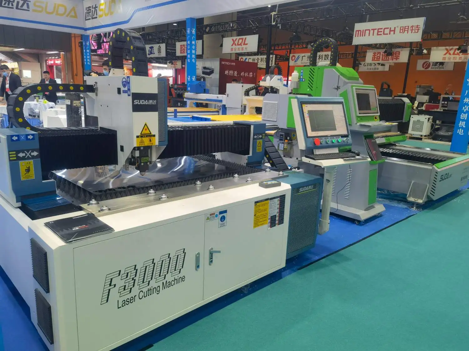 3kw высокой мощности волоконно-лазерный резак для резки металлического листа алюминия