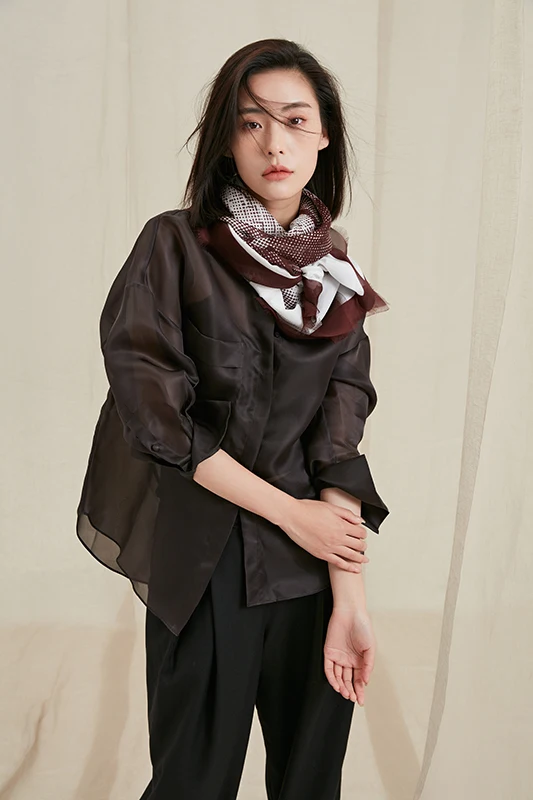 Custom 100*100cm Digital Printing 100% Silk Scarf Custom Ladies Women Designer Inspired