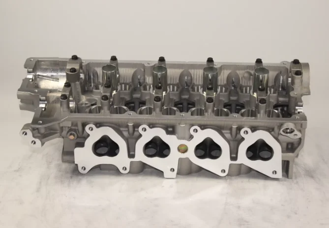 Factory Direct  price G4GC(3holes) Engine cylinder heads OEM 22100-23760 for Hyun-dai Tucson 2.0L 16V