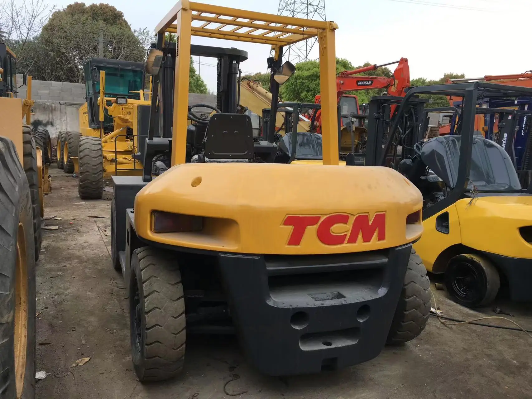 High quality used 7 ton forklifts 2 stages with good price for Japan TCM forklift