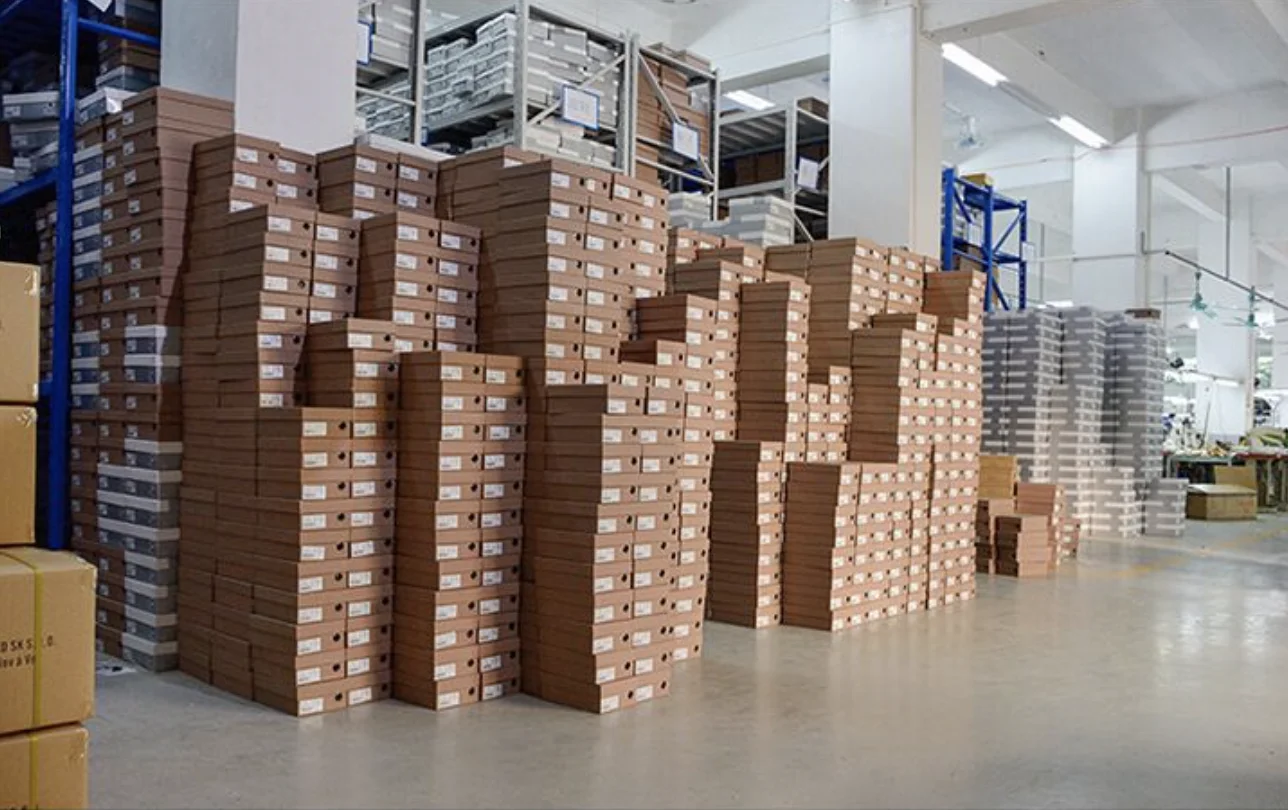 Customized Luxury high heels pointed toe petal stiletto women  brands luxury  white pointe shoes flower heel women shoes