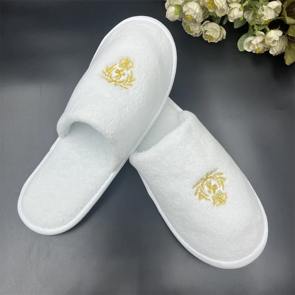 Custom High Quality bulk Luxury 5 star Coral Fleece Slippers with logo Disposable Hotel Spa for men