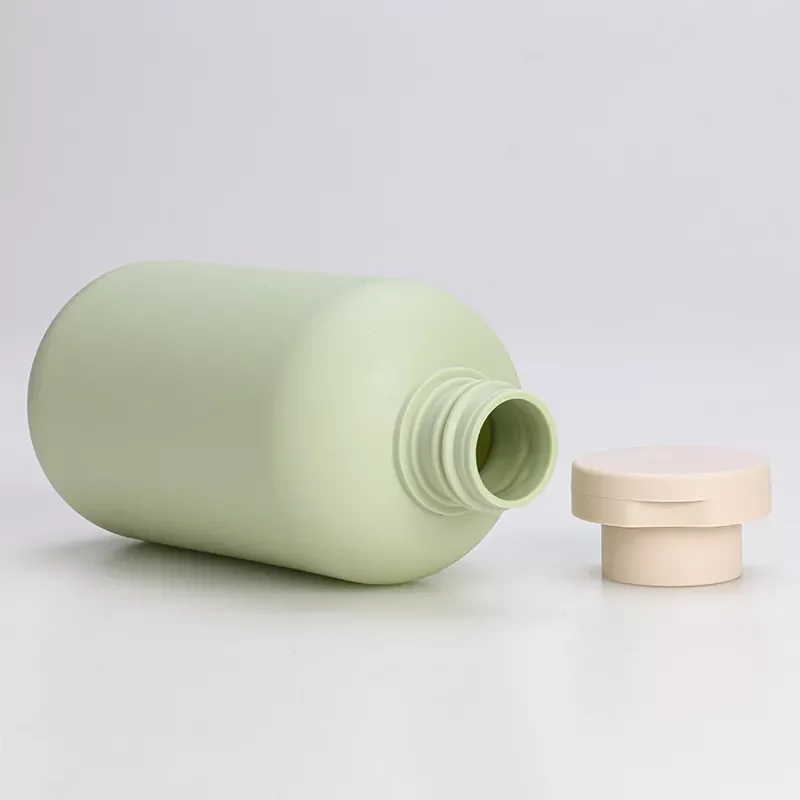 Matte Green Plush HDPE Plastic Cosmetic Packaging Soft Touch Squeeze Body Lotion Bottles Shampoo Bottle 200ml 250ml 400ml 500ml