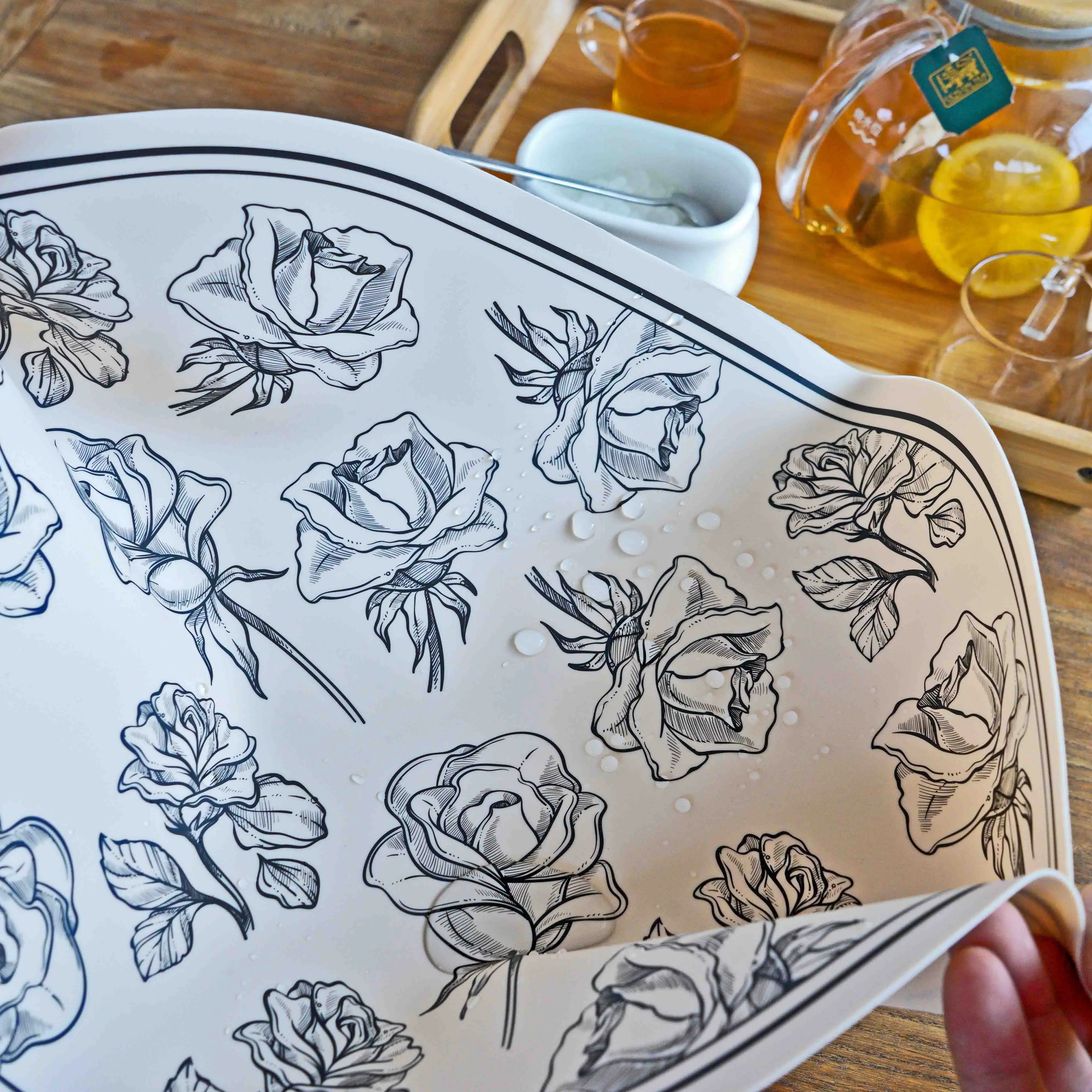 New Arrival Customized Logo Design Pattern  Waterproof  Silicone Table Place  Mat