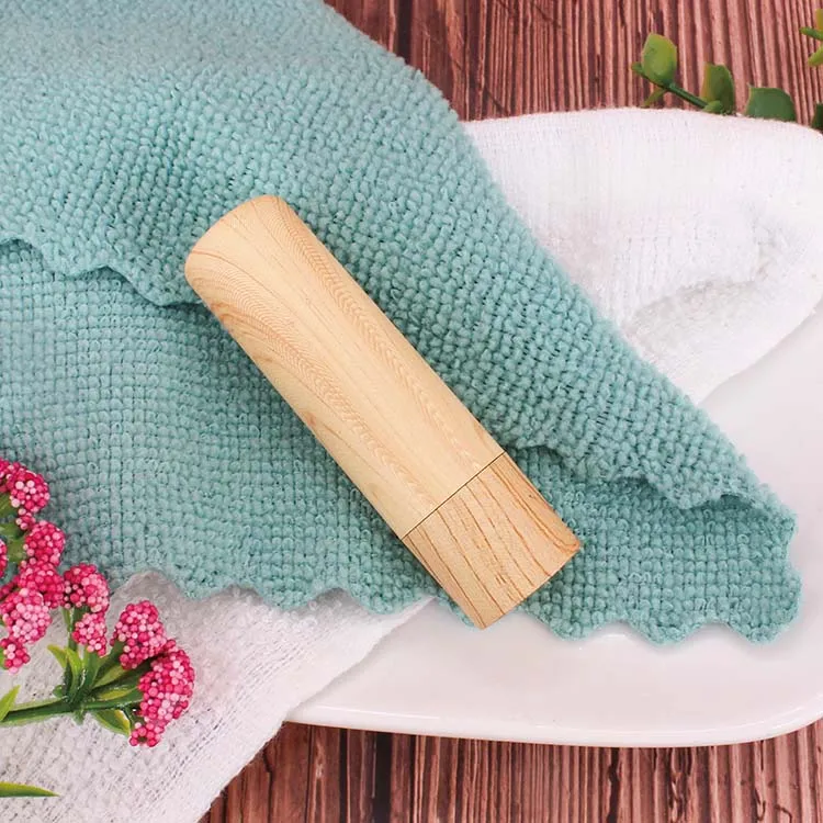 Wholesale Moisturizing Lipstick  wood grain Lip Balm Nourish Lip Care Private Label Cream
